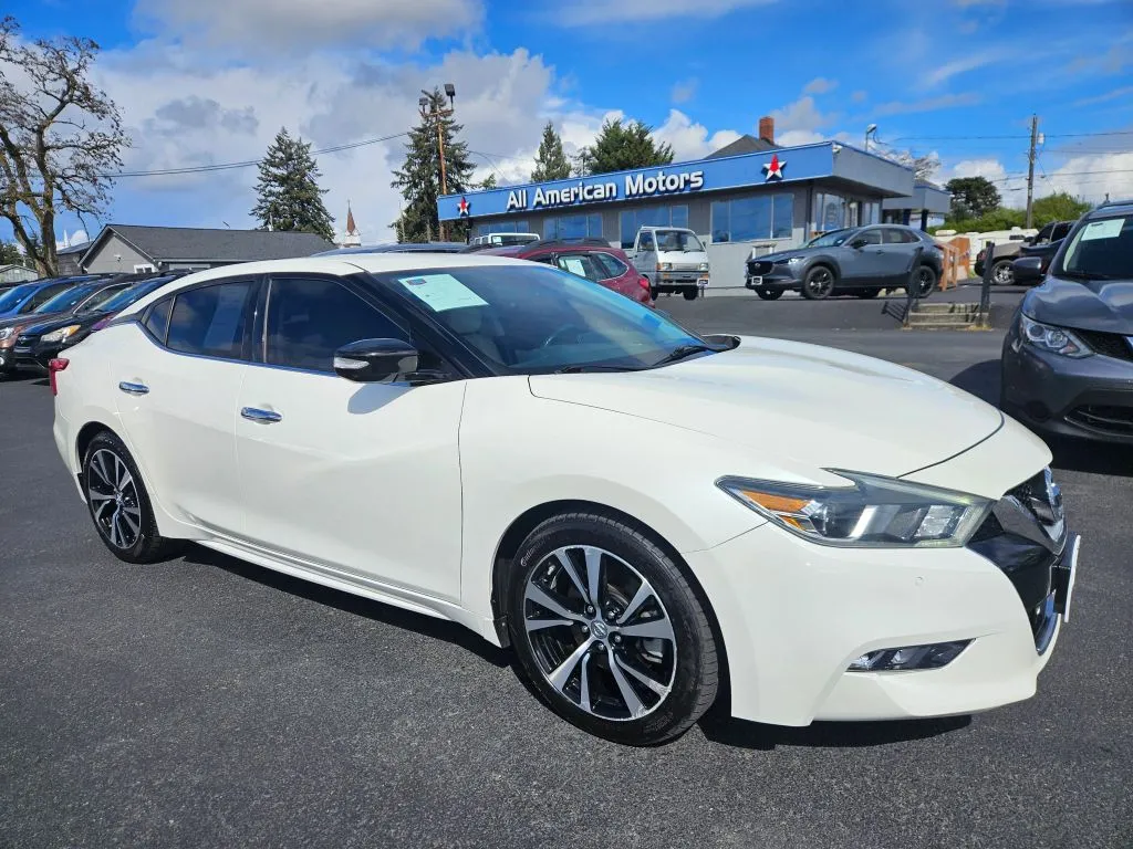2017 Nissan Maxima 3.5 SV's photo