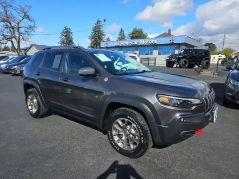 Gray 2020 Jeep Cherokee TrailHawk Sport Utility 4D for sale in Tacoma, WA