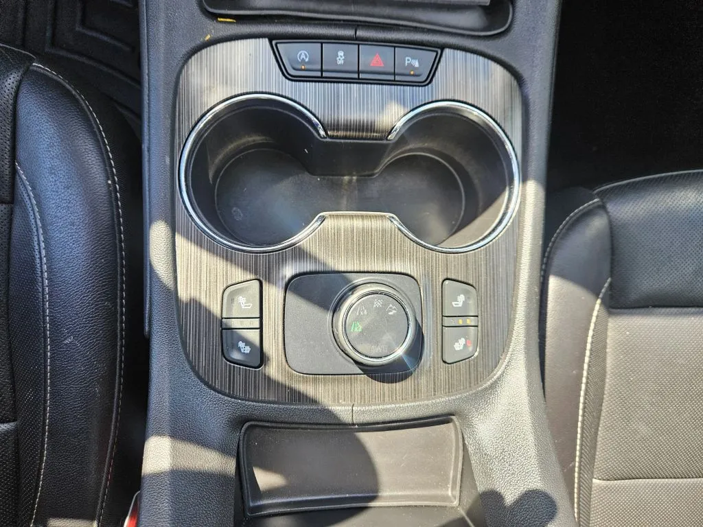 GMC Acadia photo 23