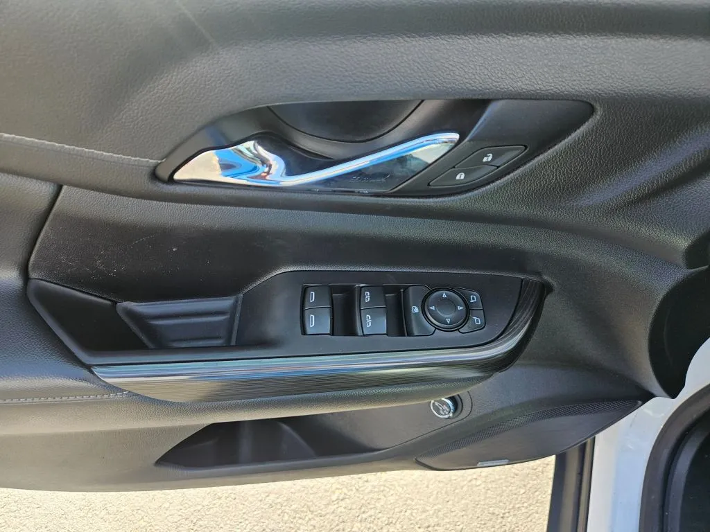GMC Acadia photo 20