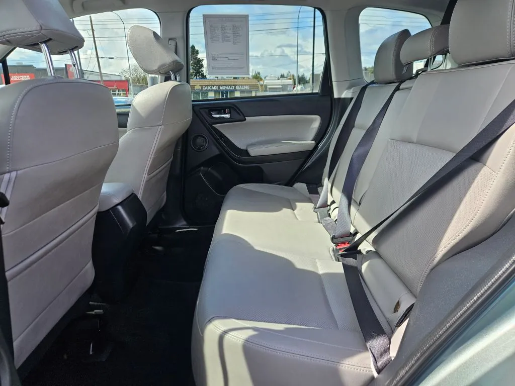 Subaru Forester photo 21