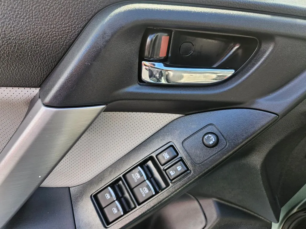 Subaru Forester photo 23