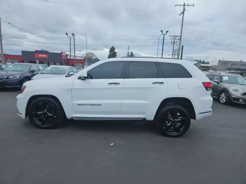 More photos of 2015 Jeep Grand Cherokee High Altitude Sport Utility 4D at All American Motors, WA