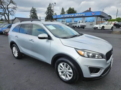 Silver 2017 Kia Sorento LX Sport Utility 4D for sale in Tacoma, WA
