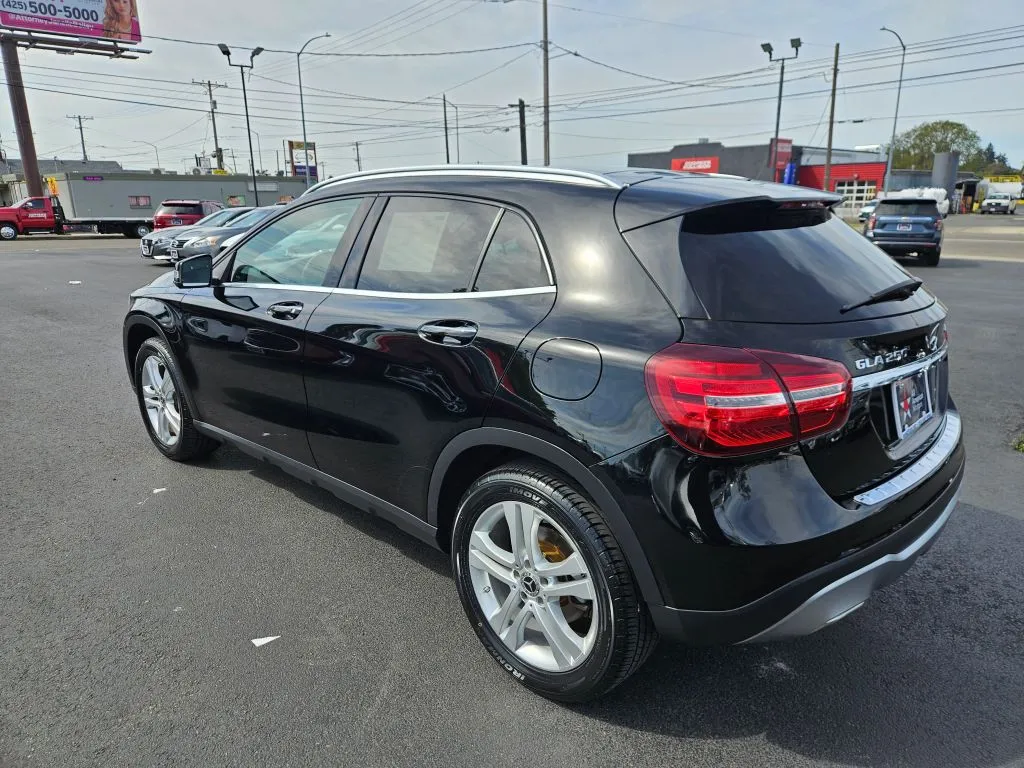 2018 Mercedes-Benz GLA-Class GLA250 - Photo 8