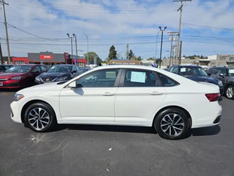 More photos of 2022 Volkswagen Jetta 1.5T S Sedan 4D at All American Motors, WA