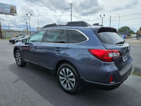 More photos of 2017 Subaru Outback 2.5i Limited Wagon 4D at All American Motors, WA