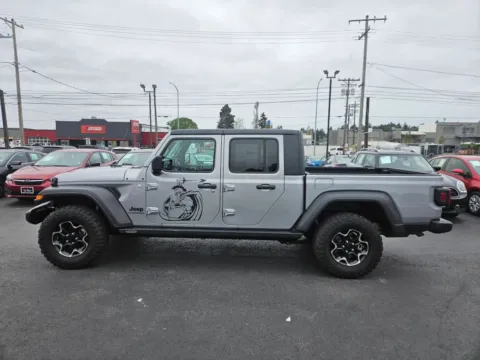 More photos of 2020 Jeep Gladiator Sport S Pickup 4D 5 ft at All American Motors, WA