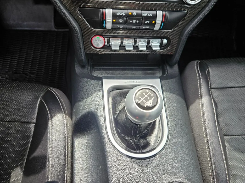 2019 Ford Mustang GT - Photo 17