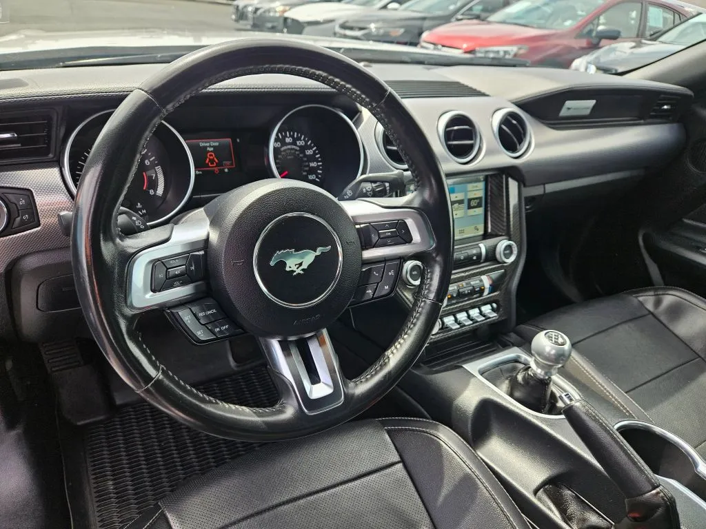 2019 Ford Mustang GT - Photo 13