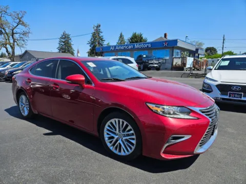 Red 2016 Lexus ES 350 Sedan 4D for sale in Tacoma, WA