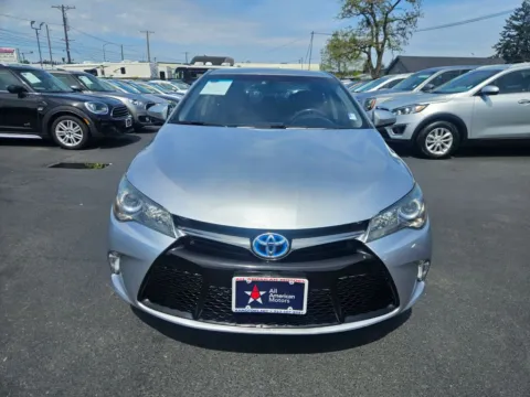 Photos of 2017 Toyota Camry Hybrid SE Sedan 4D for sale in Tacoma, WA at All American Motors