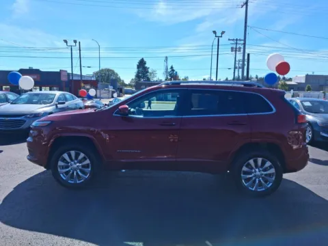 More photos of 2017 Jeep Cherokee Overland Sport Utility 4D at All American Motors, WA