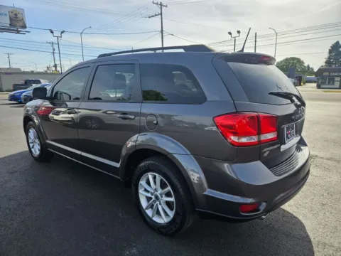 More photos of 2018 Dodge Journey SXT Sport Utility 4D at All American Motors, WA