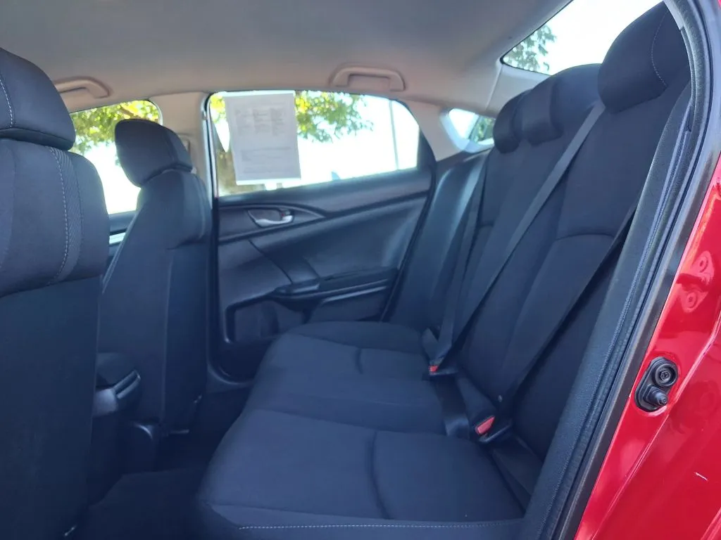 Honda Civic photo 22