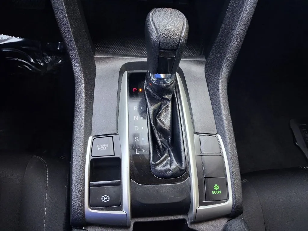 Honda Civic photo 17