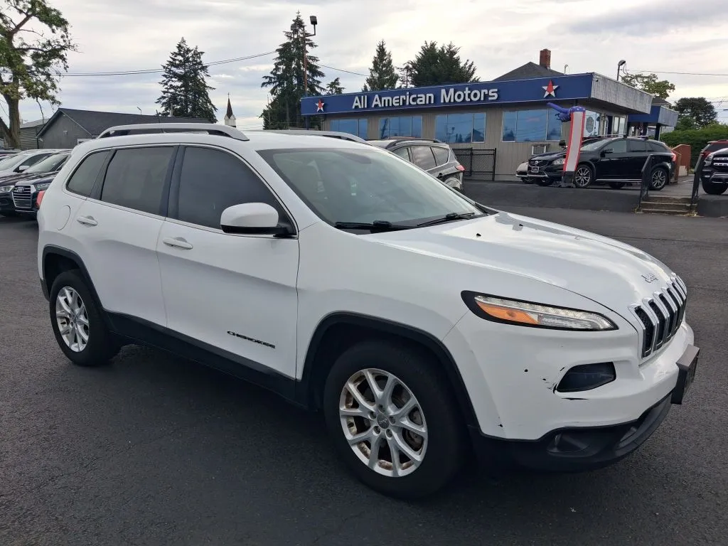 2017 Jeep Cherokee Latitude Sport Utility 4D for sale in Tacoma, WA