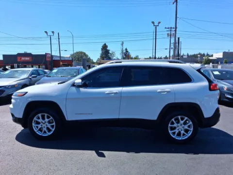 More photos of 2017 Jeep Cherokee Latitude Sport Utility 4D at All American Motors, WA
