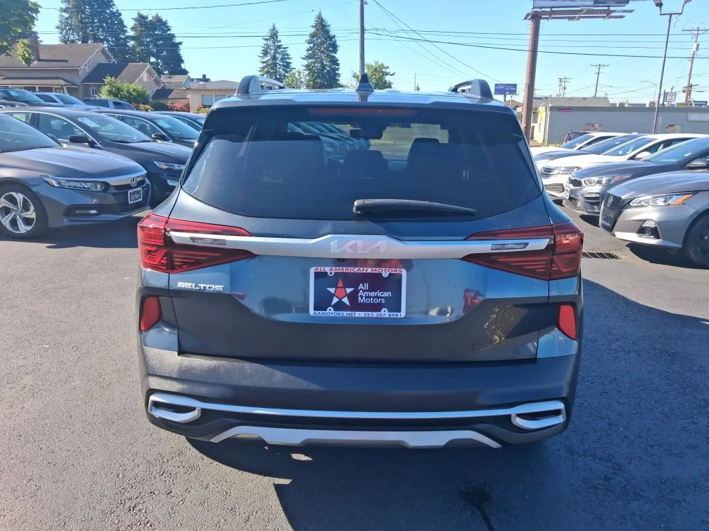 Kia Seltos photo 8