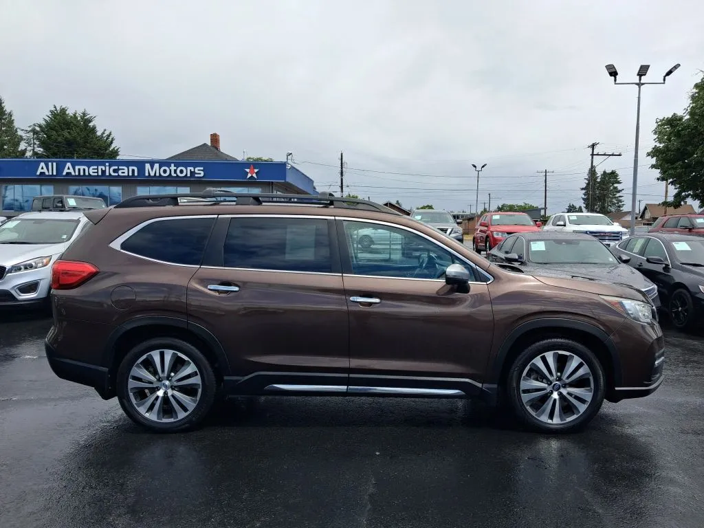 Subaru Ascent photo 8