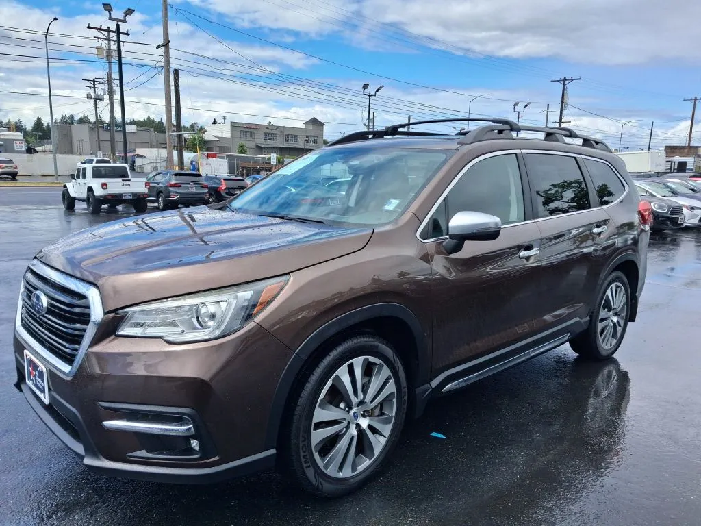 Subaru Ascent photo 3