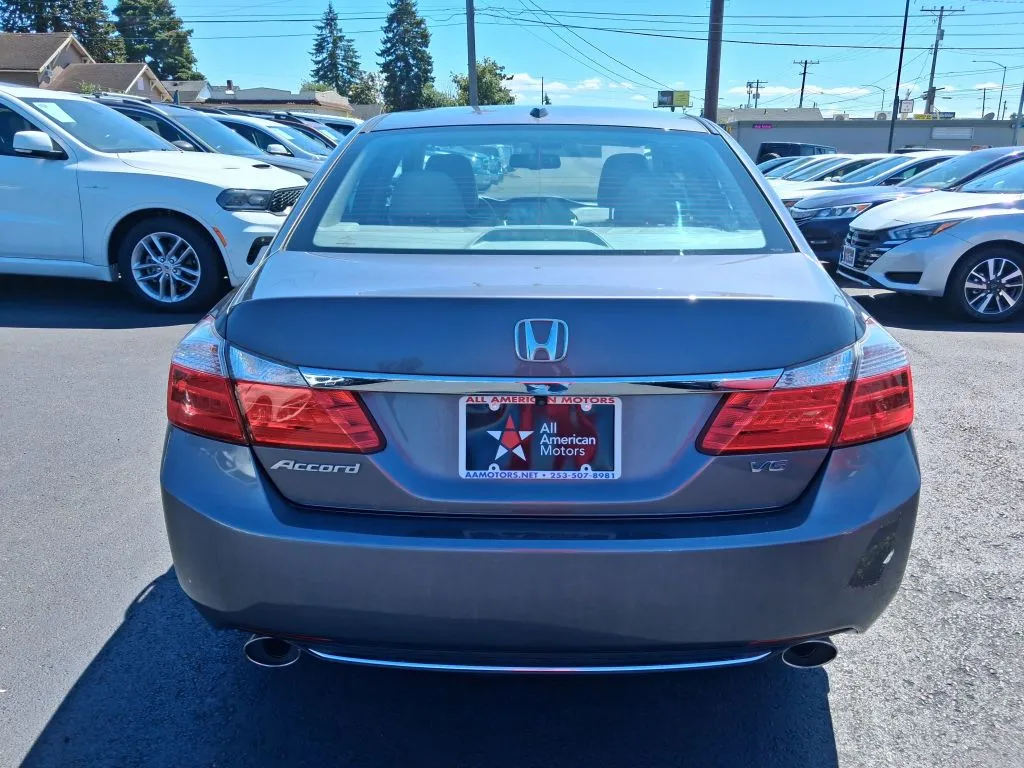 Honda Accord photo 7