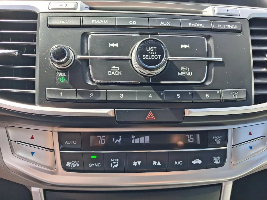 Honda Accord photo 15