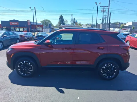 More photos of 2022 Chevrolet Trailblazer LT Sport Utility 4D at All American Motors, WA