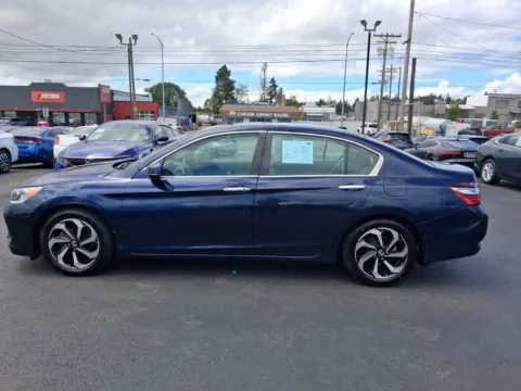 More photos of 2017 Honda Accord EX-L Sedan 4D at All American Motors, WA