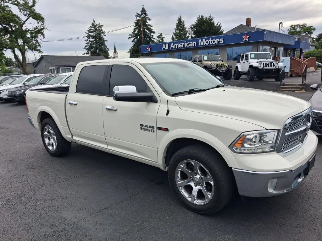 2017 Ram 1500 Crew Cab Laramie Pickup 4D 5 1/2 ft