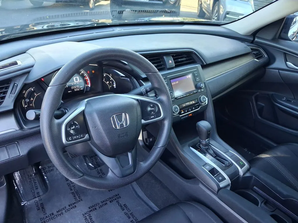 Honda Civic photo 13