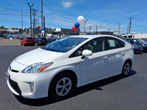 More photos of 2015 Toyota Prius Two Hatchback 4D at All American Motors, WA