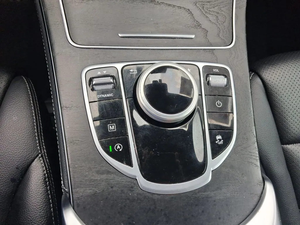 Mercedes-Benz GLC photo 21