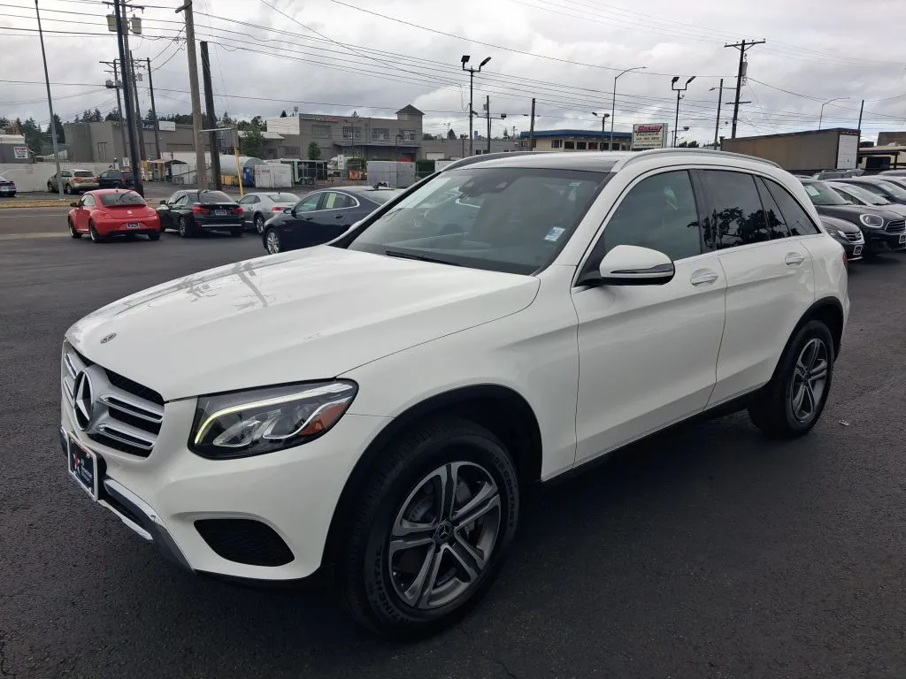 Mercedes-Benz GLC photo 5