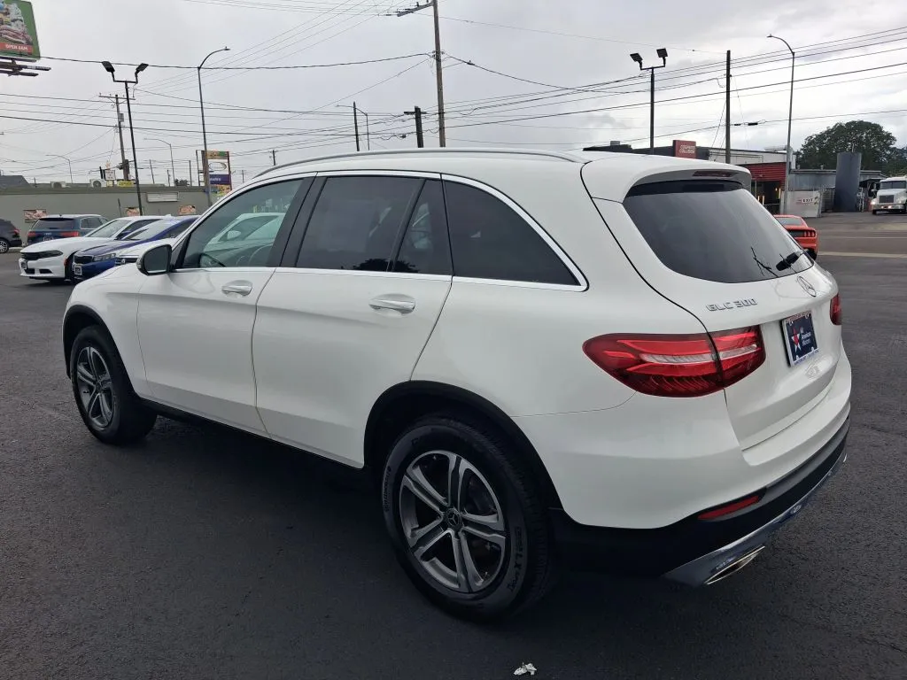 Mercedes-Benz GLC photo 7