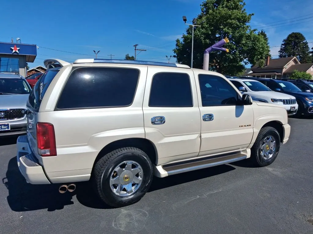 Cadillac Escalade photo 12