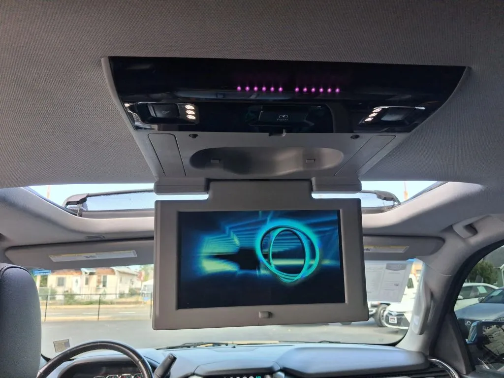 Chevrolet Tahoe photo 18