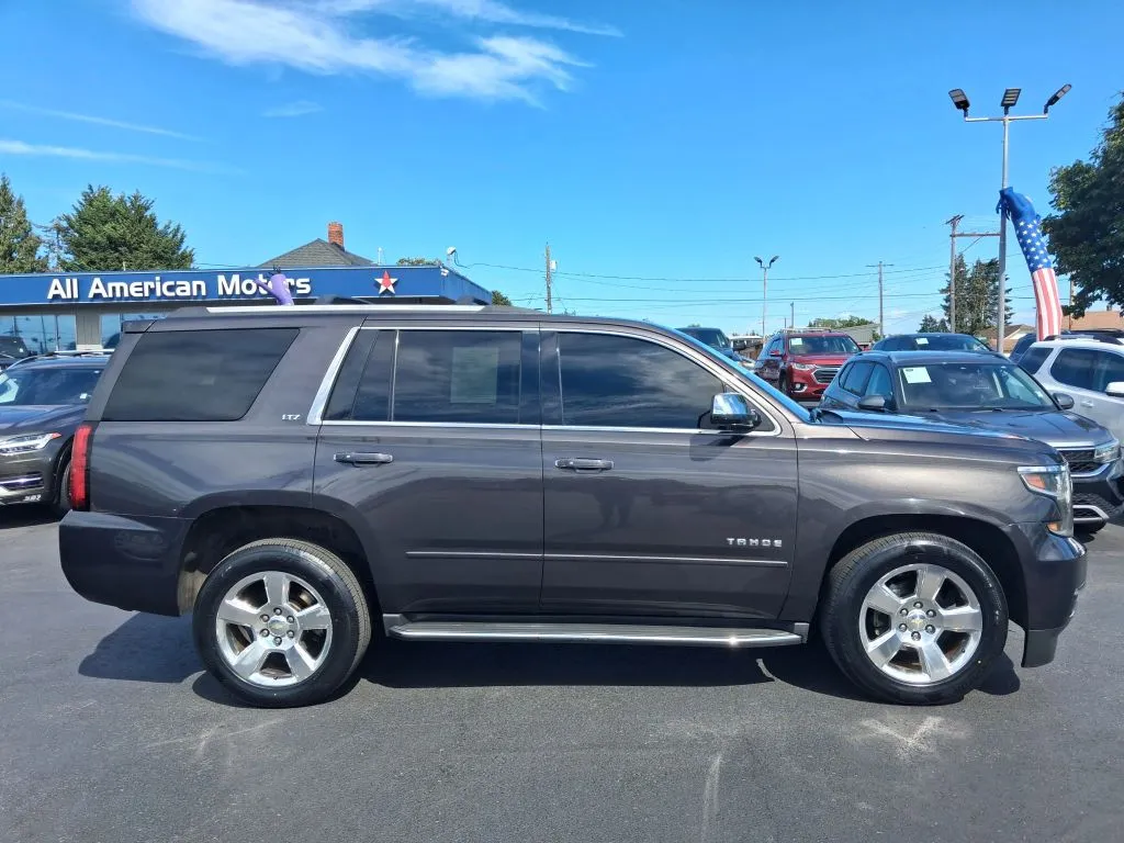 Chevrolet Tahoe photo 8