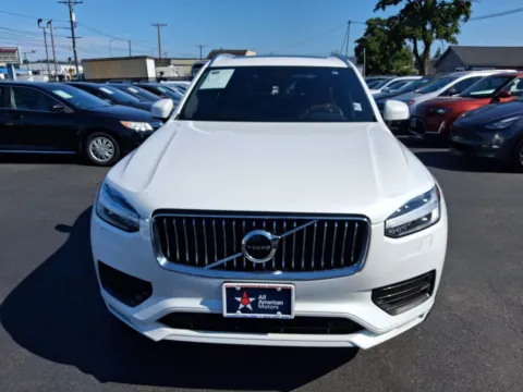More photos of 2021 Volvo XC90 T6 Momentum Sport Utility 4D at All American Motors, WA