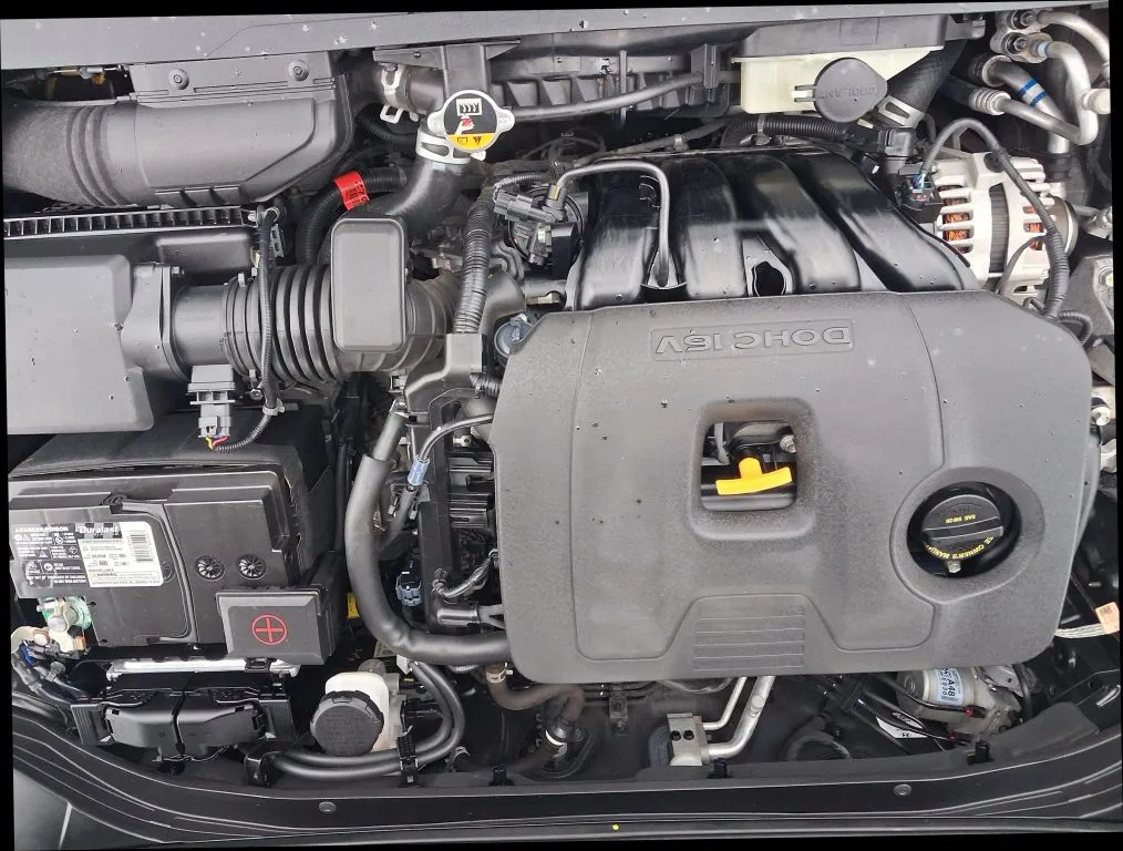 Hyundai Elantra photo 25