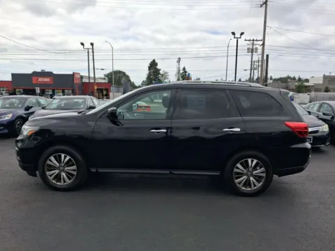 More photos of 2018 Nissan Pathfinder SV Sport Utility 4D at All American Motors, WA
