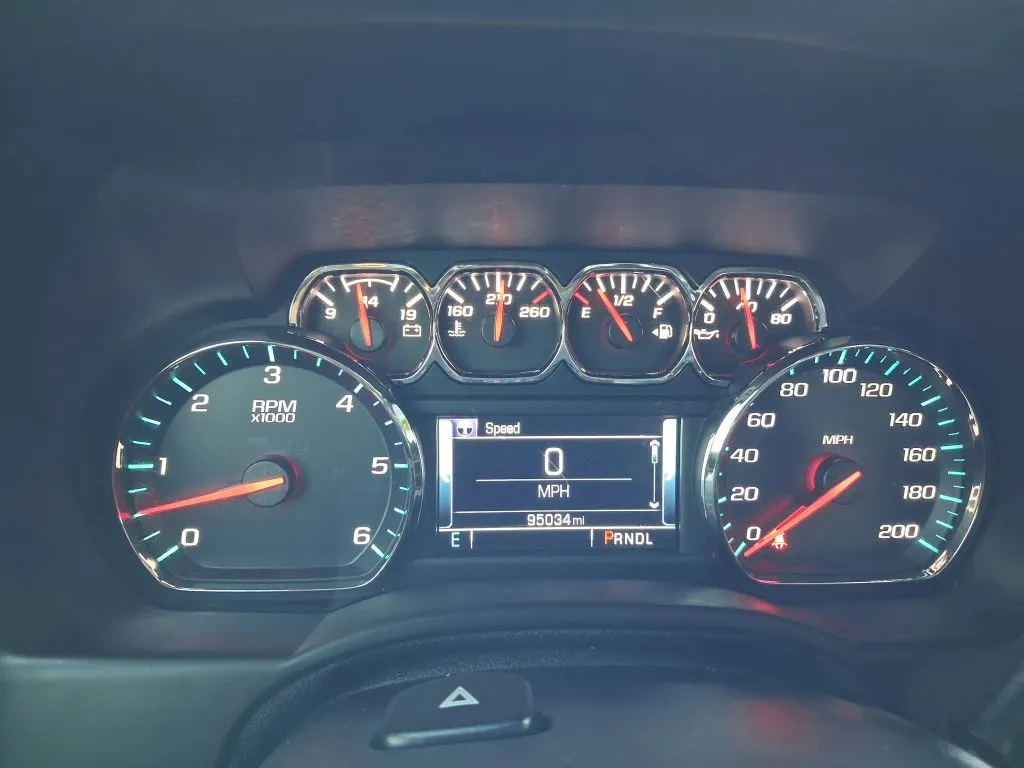 GMC Yukon XL photo 13