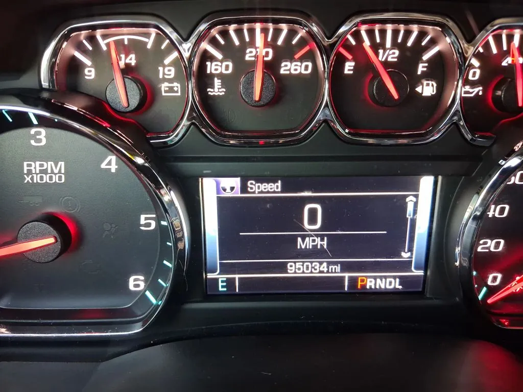GMC Yukon XL photo 14