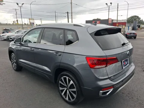 More photos of 2024 Volkswagen Taos SE Sport Utility 4D at All American Motors, WA