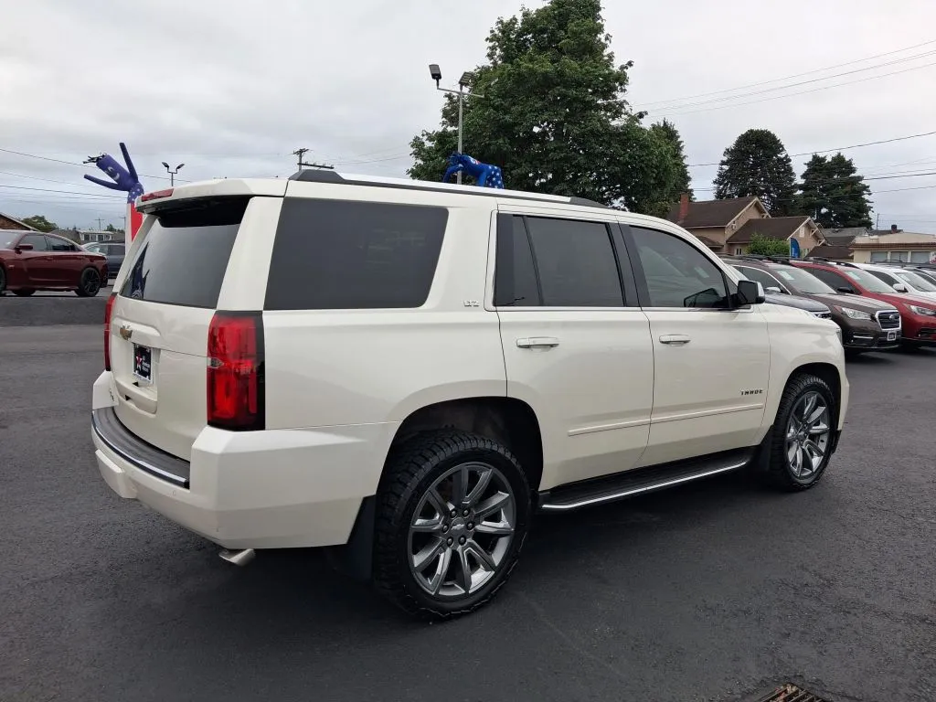 Chevrolet Tahoe photo 17