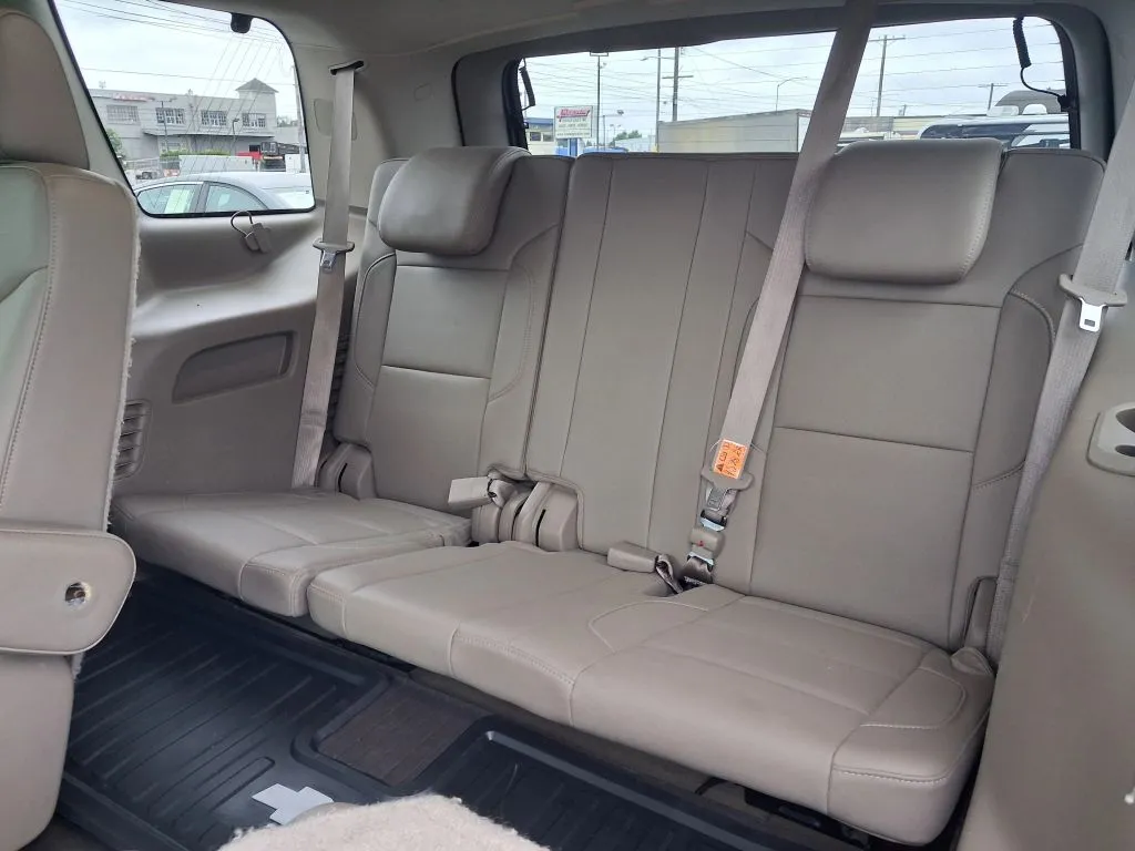 Chevrolet Tahoe photo 19