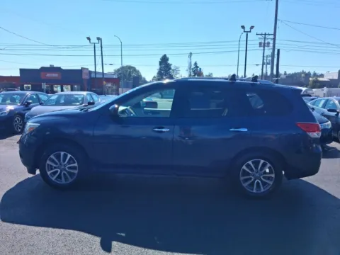 More photos of 2014 Nissan Pathfinder SV Sport Utility 4D at All American Motors, WA