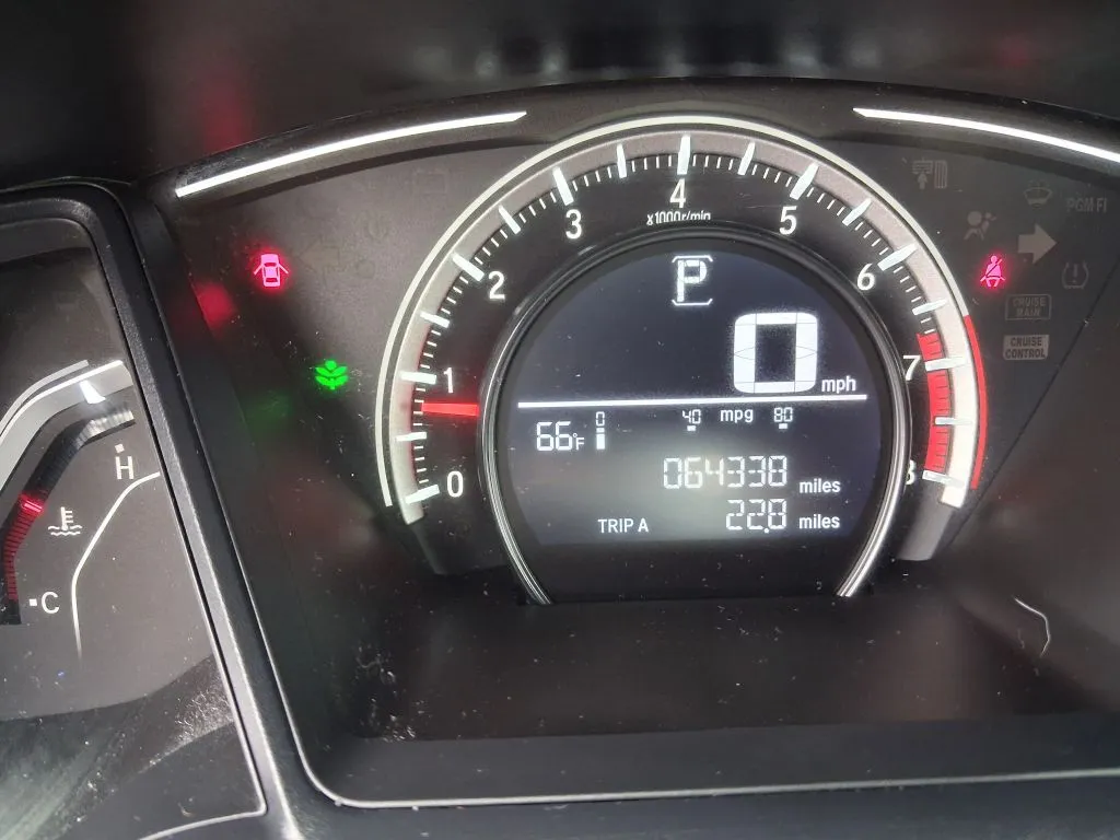 Honda Civic photo 19