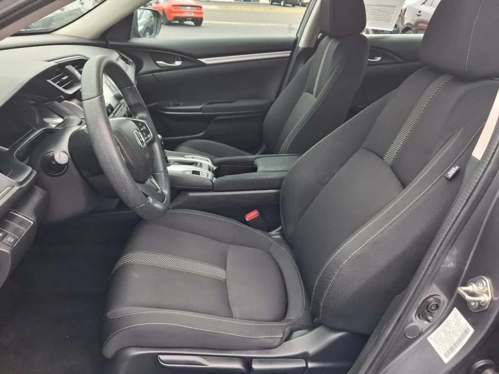 Honda Civic photo 15
