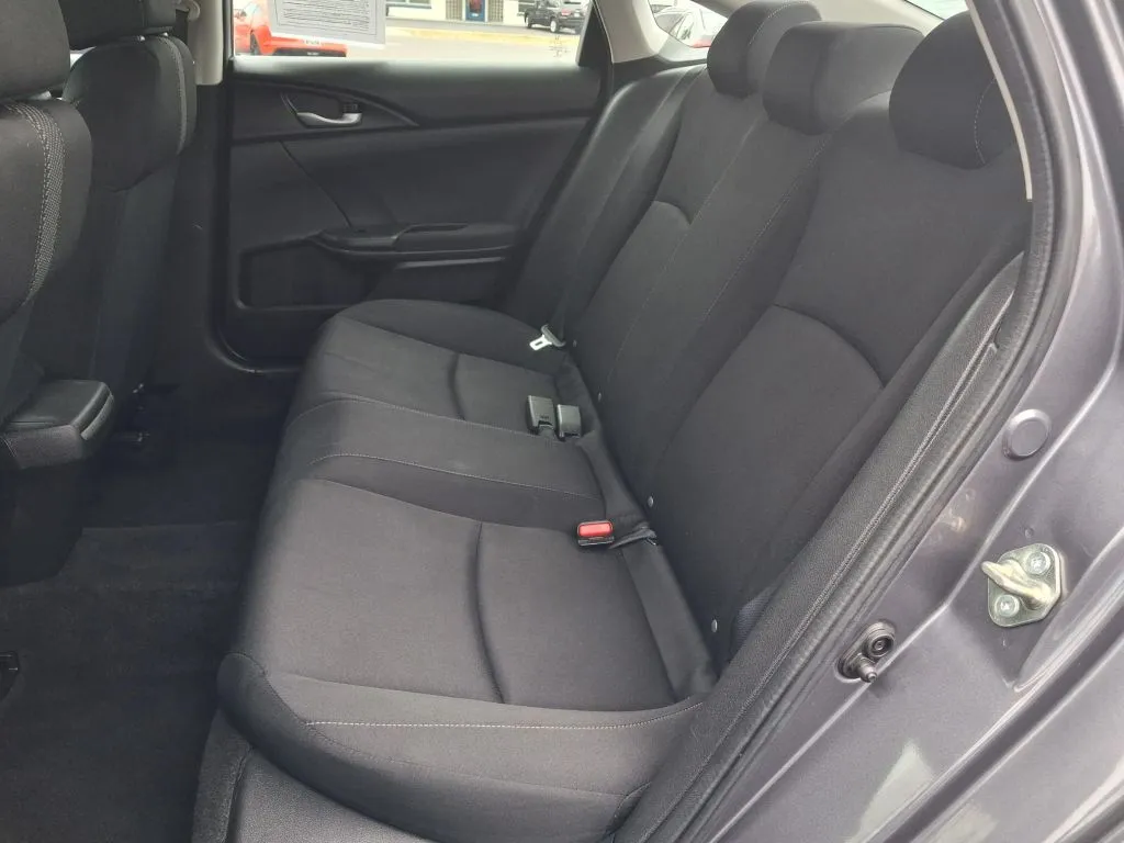Honda Civic photo 14